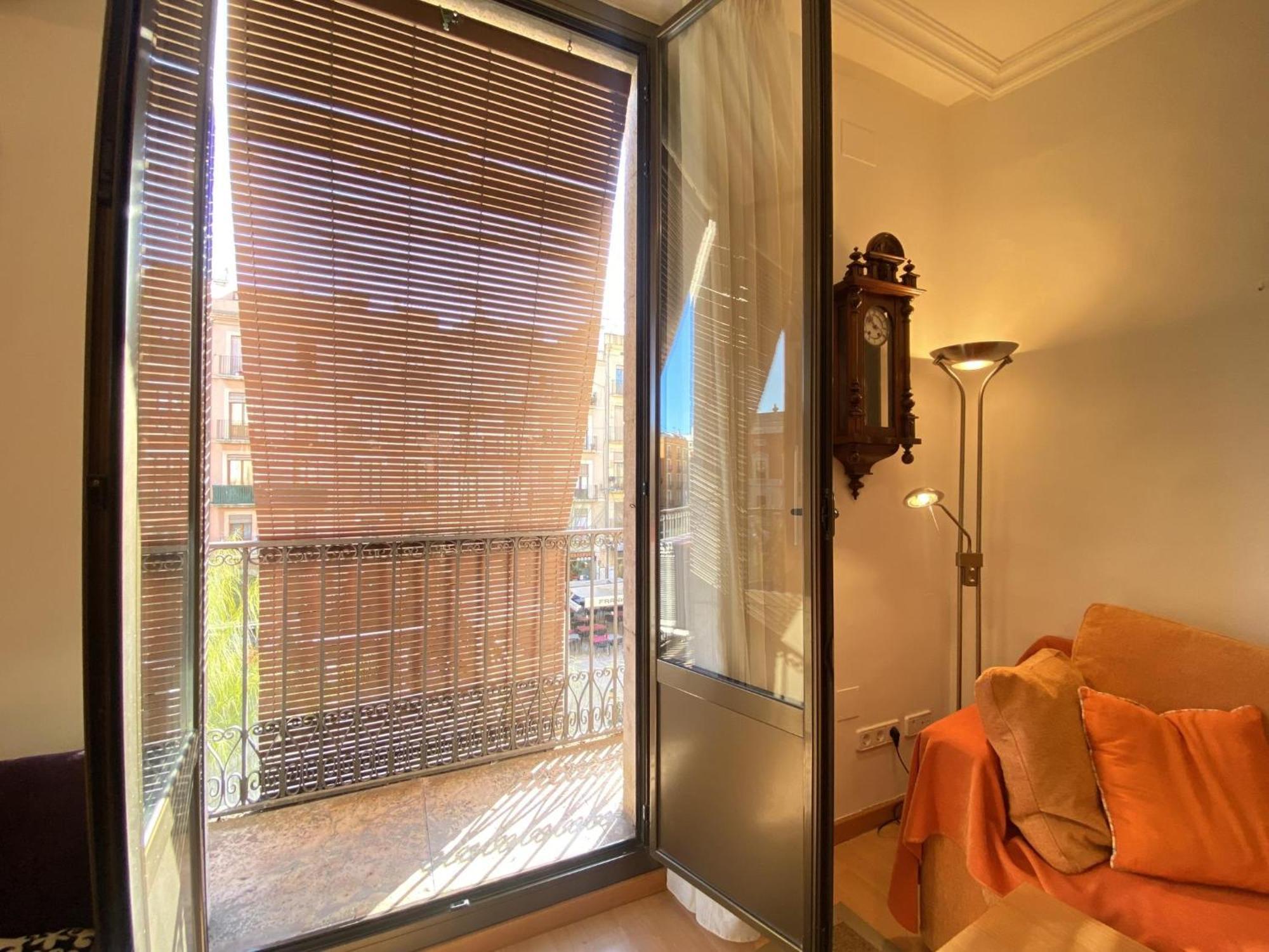 Th61 Vacacional Plaza De La Font Apartment